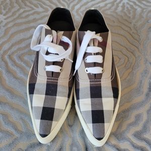 Burberry Sneakers